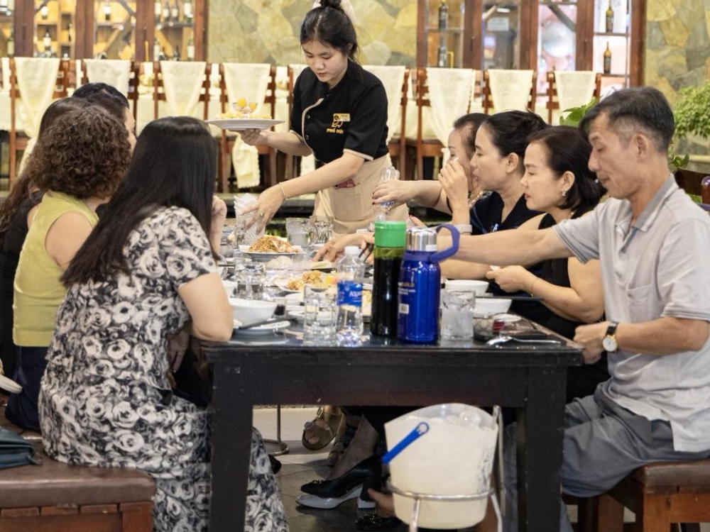 Giới thiệu đôi nét về nhà hàng